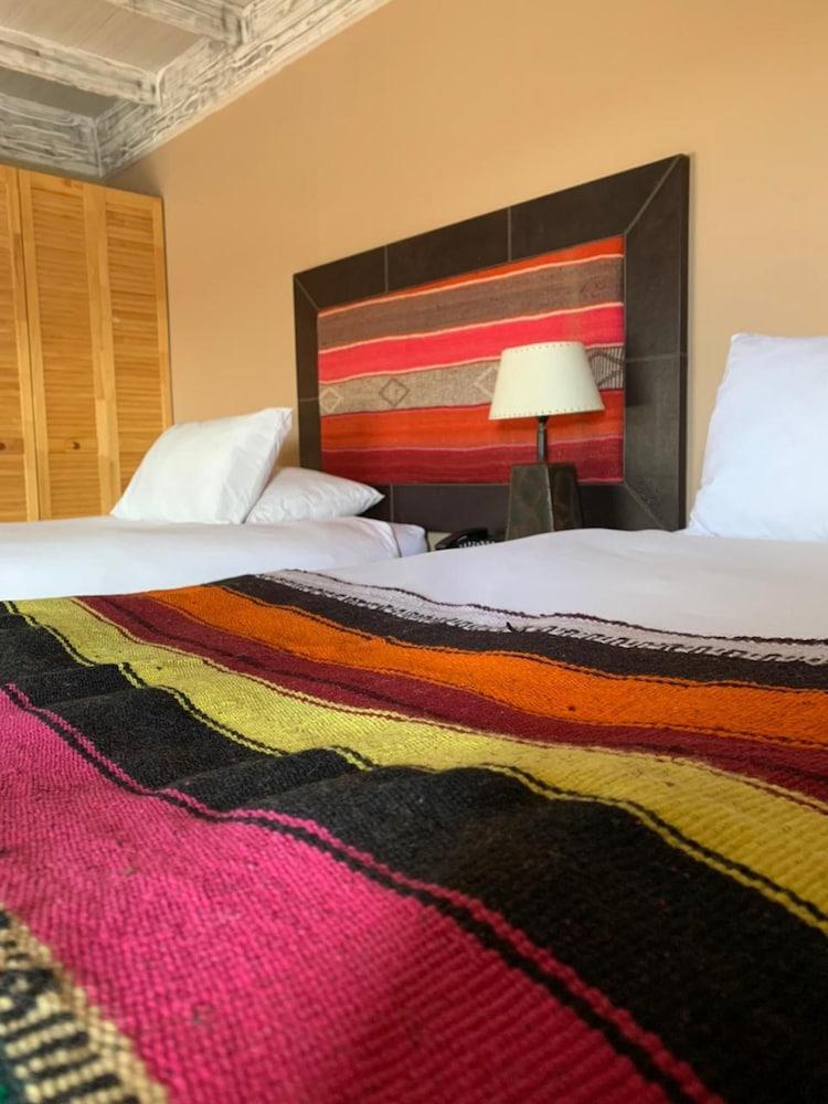 Noi Bordeloa Hotell Calama Exteriör bild