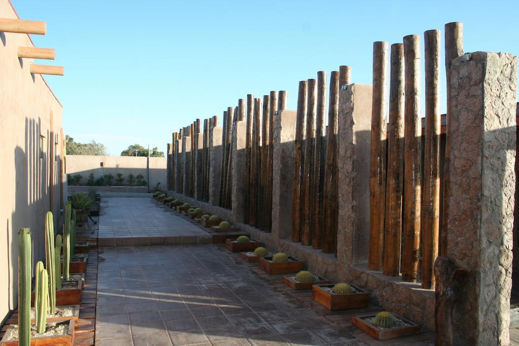 Noi Bordeloa Hotell Calama Exteriör bild