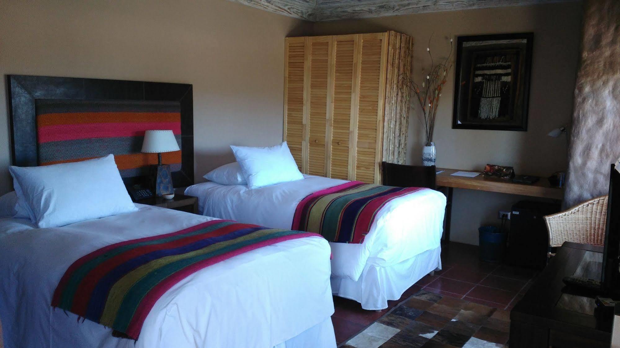 Noi Bordeloa Hotell Calama Exteriör bild